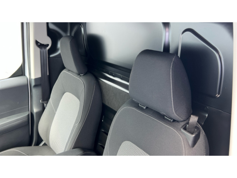 Ford Transit Courier E-Transit Courier 100kW 43kWh Trend Van Auto